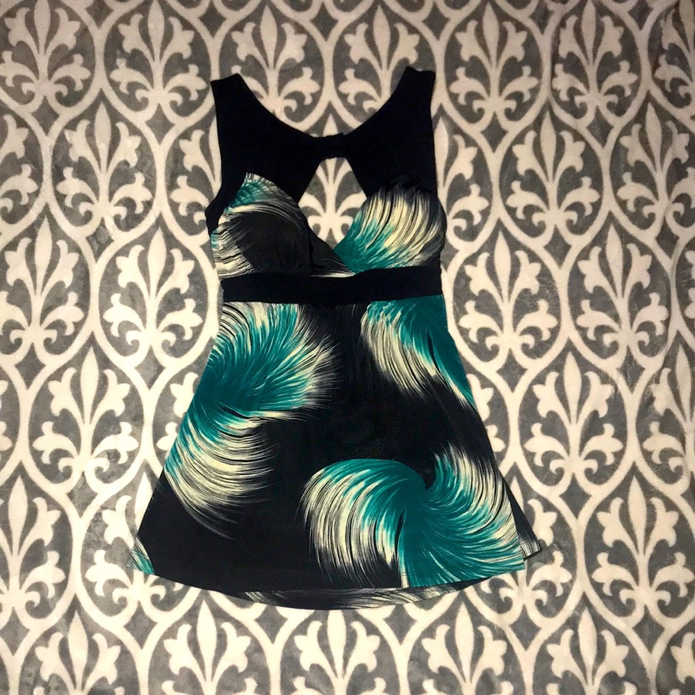 Women’s dressy top